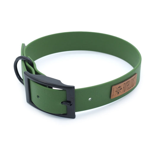 Furfellows Biothane Hundehalsband in Grün mit schwarzer Schnalle. Handgemachte Hundeaccessoires, Hundeleinen & Halsbänder für Hunde aus Biothane